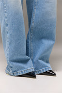 Wide leg jeans